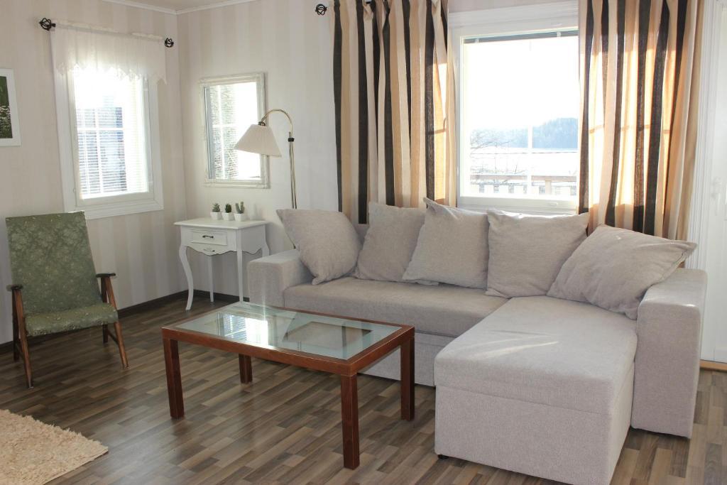 Lyhdyn Tila Hotel การินา ห้อง รูปภาพ
